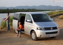 Volkswagen Transporter Kombi 2010 წლიდან